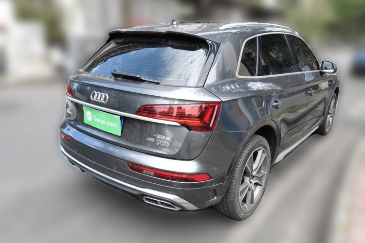 Used Audi Q5L 2022 45T Luxury Dynamic Model Rear Right 45 Deg