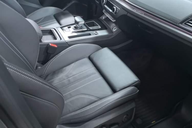 Used Audi Q5L 2022 Updated 45T Luxury Dynamic Version Right Front Seat