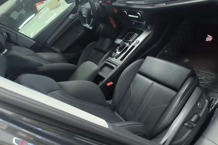 Used Audi Q5L 2022 40T Luxury Dynamic Model Right Front Seat