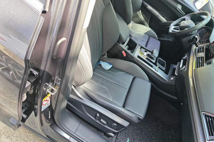 Used Audi Q5L 2022 Updated 40T Luxury Dynamic Edition Right Front Seat