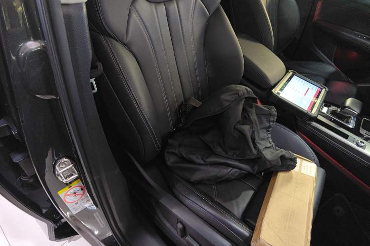 Used Audi Q5L 2022 40T Luxury Dynamic Model Right Front Seat