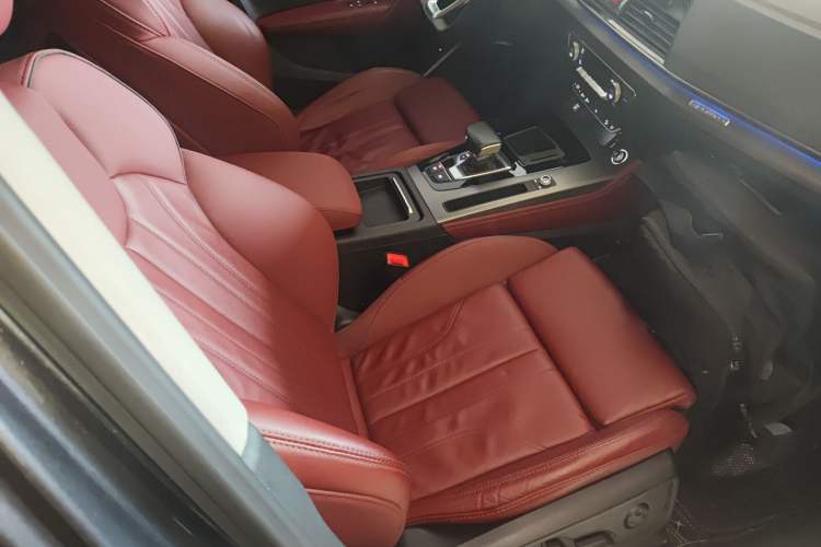 Used Audi Q5L 2022 40T Fashionable and Dynamic Model Right Front Seat