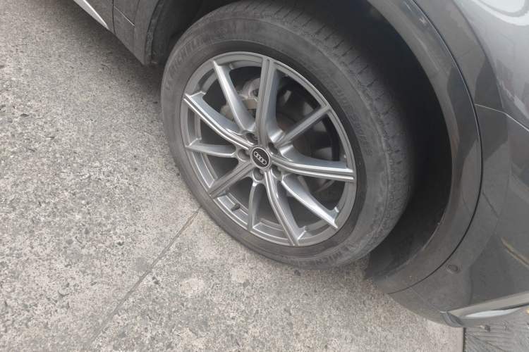 Used Audi Q5L 2022 40T Luxury Dynamic Model Right Front Wheel Hub