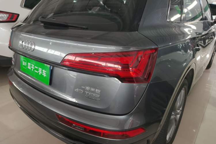 Used Audi Q5L 2022 40T Luxury Dynamic Model Right Rear Taillight