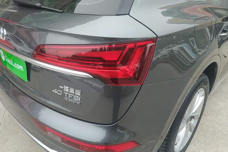 Used Audi Q5L 2022 Updated 40T Luxury Dynamic Edition Right Rear Taillight