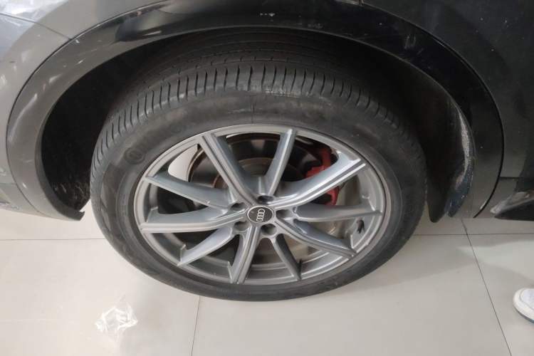 Used Audi Q5L 2022 40T Luxury Dynamic Model Right Rear Wheel Hub