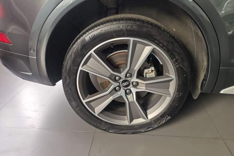 Used Audi Q5L 2022 45T Luxury Dynamic Model Right Rear Wheel Hub