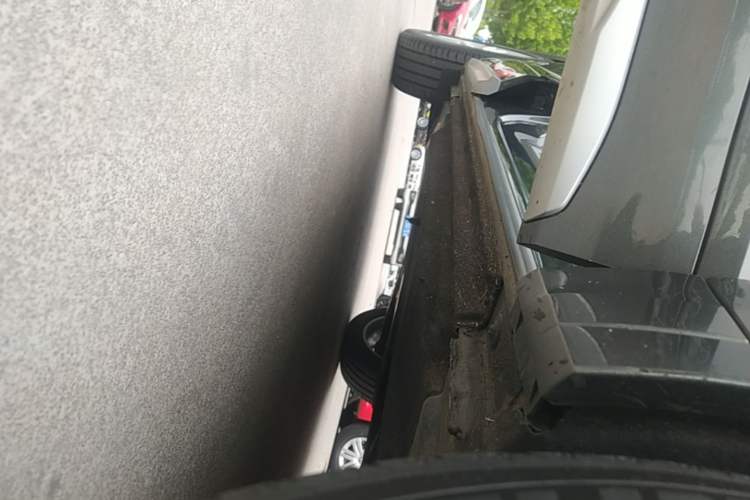 Used Audi Q5L 2022 Updated 40T Luxury Dynamic Edition Right Side Sill