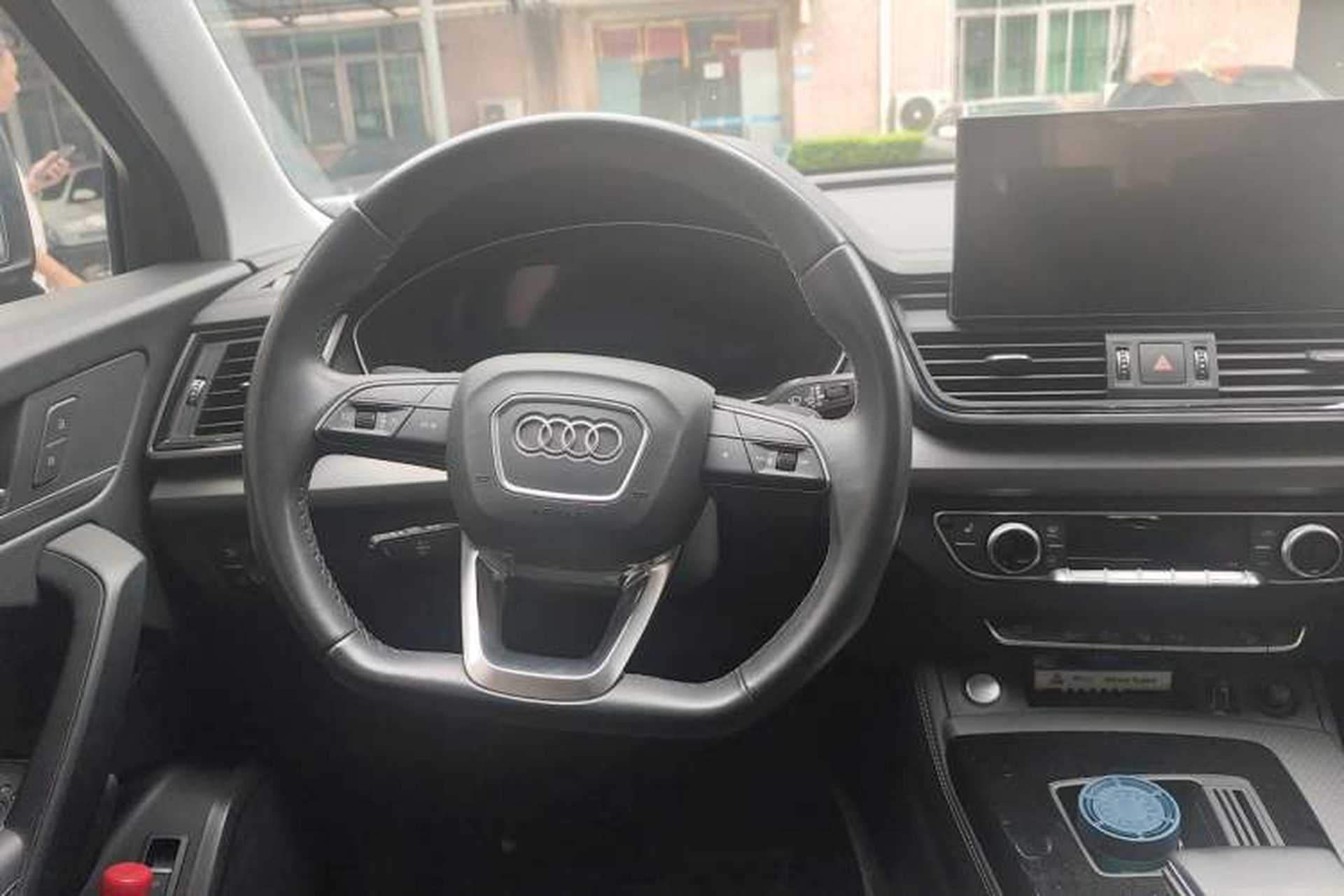 Used Audi Q5L 2022 40T Luxury Dynamic Model Steering Wheel