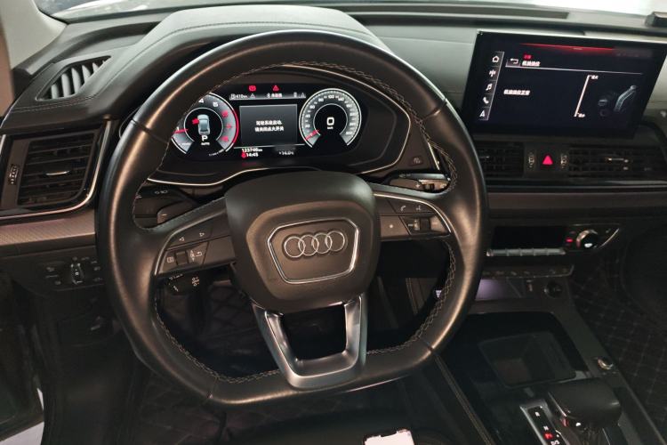 Used Audi Q5L 2022 40T Luxury Dynamic Model Steering Wheel