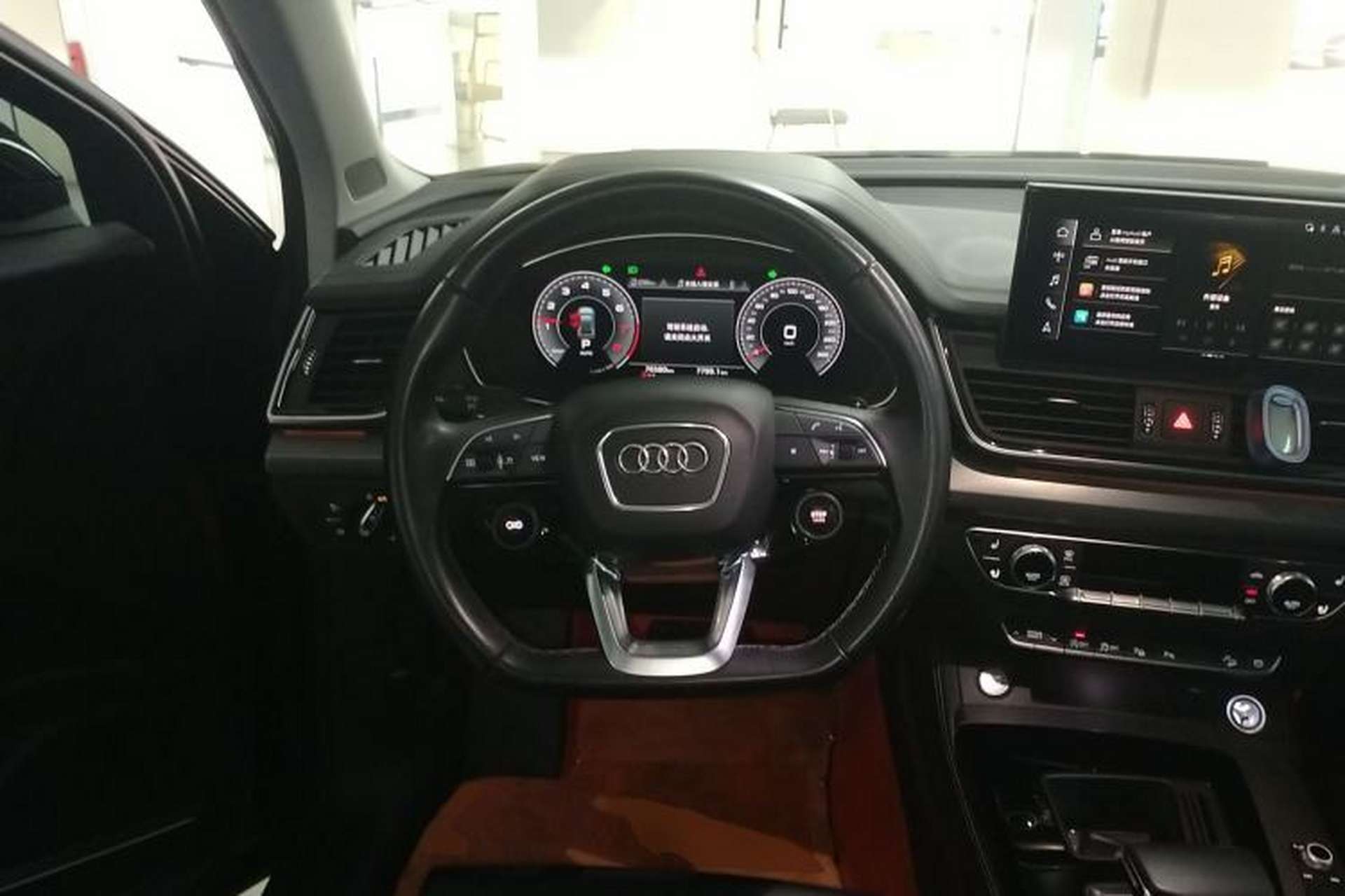 Used Audi Q5L 2022 45T Luxury Dynamic Model Steering Wheel