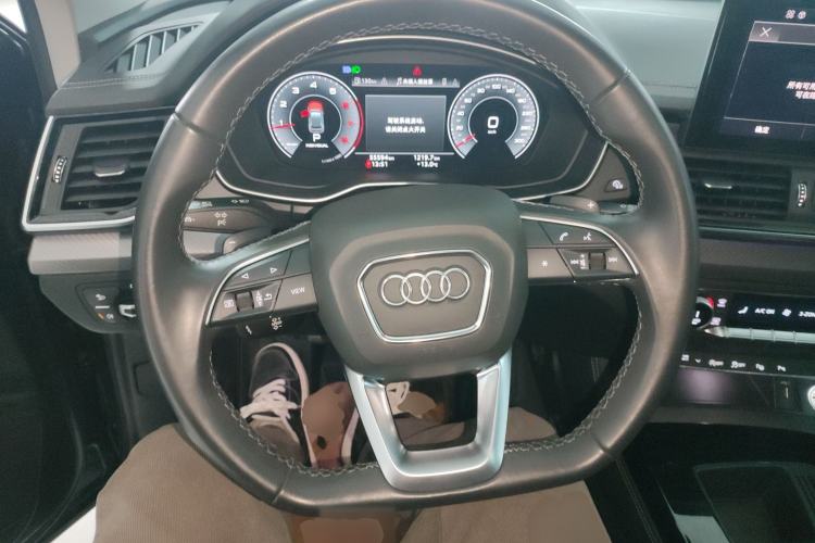 Used Audi Q5L 2022 Updated 40T Luxury Dynamic Edition Steering Wheel