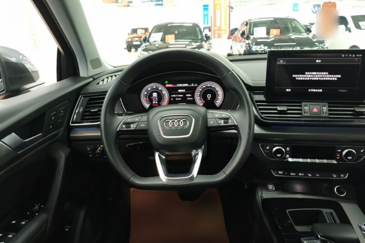 Used Audi Q5L 2022 45T Luxury Dynamic Model Steering Wheel