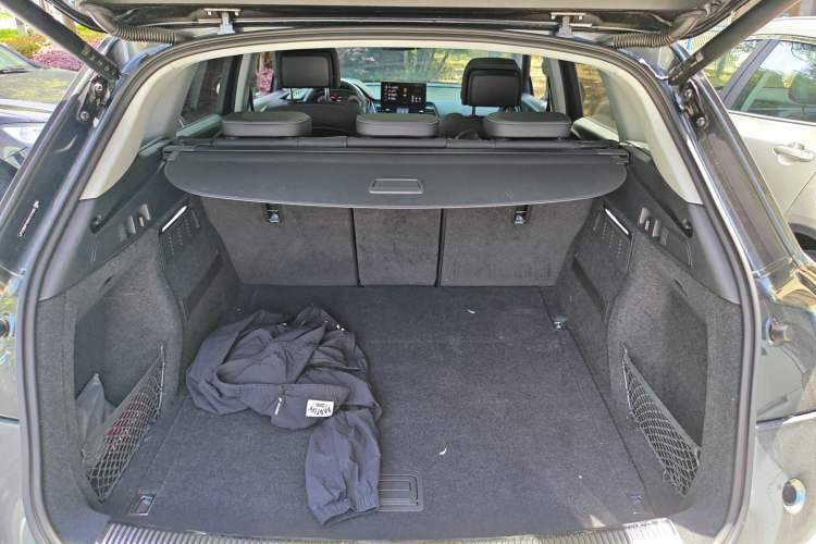 Used Audi Q5L 2022 Updated 40T Luxury Dynamic Edition Trunk