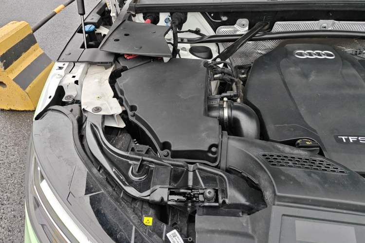 Used Audi Q5L 2022 40T Fashionable and Dynamic Model Engine Bay Right
