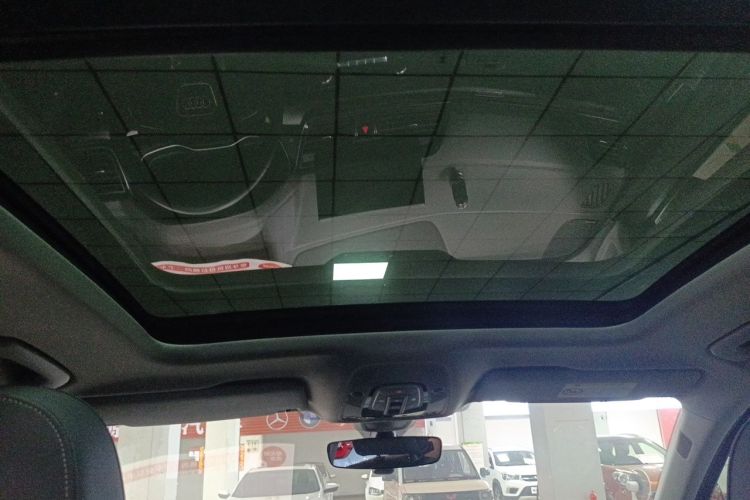 Used Audi Q5L 2022 45T Luxury Dynamic Model Headliner