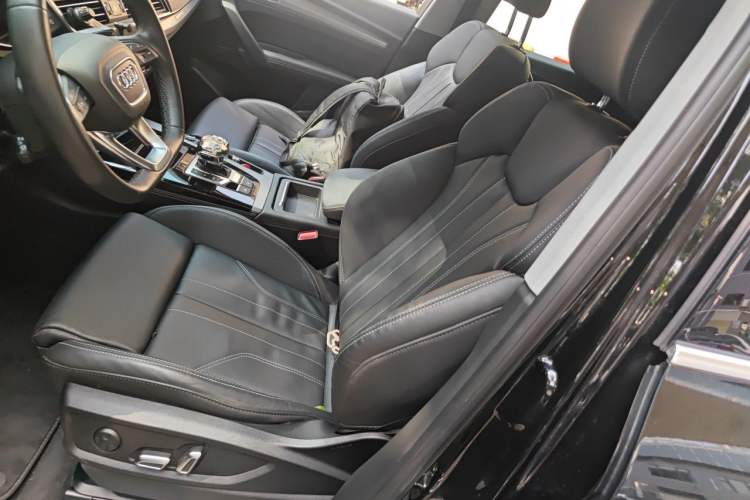 Used Audi Q5L 2022 40T Fashionable and Dynamic Model Left Front Seat