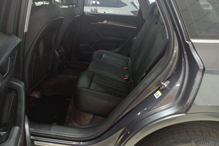Used Audi Q5L 2022 45T Luxury Dynamic Model Left Rear Seat
