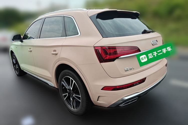 Used Audi Q5L 2022 40T Fashionable and Dynamic Model Rear Left 45 Deg
