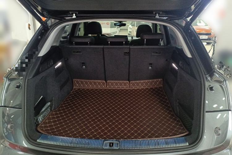 Used Audi Q5L 2022 45T Luxury Dynamic Model Trunk