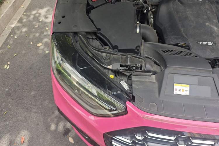 Used Audi Q5L 2022 45T Luxury Dynamic Model Engine Bay Right