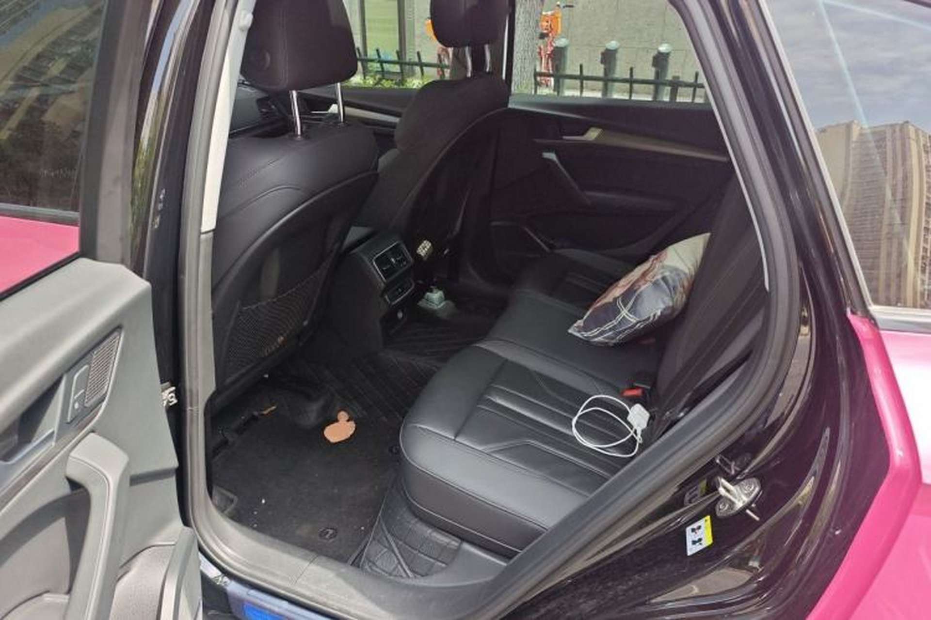 Used Audi Q5L 2022 45T Luxury Dynamic Model Left Rear Seat