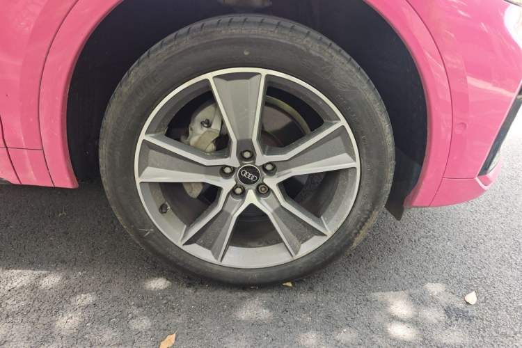 Used Audi Q5L 2022 45T Luxury Dynamic Model Right Front Wheel Hub