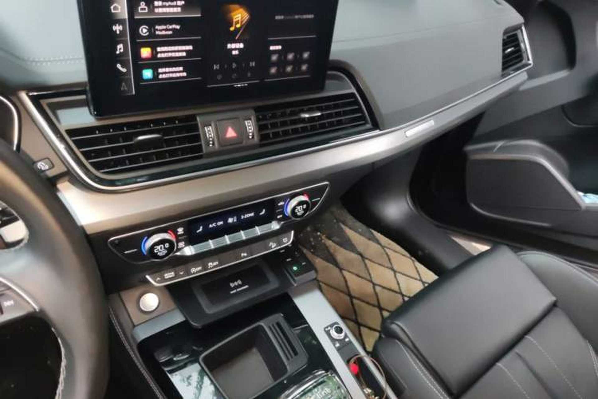 Used Audi Q5L 2022 40T Fashionable and Dynamic Model Audio And AC Panel