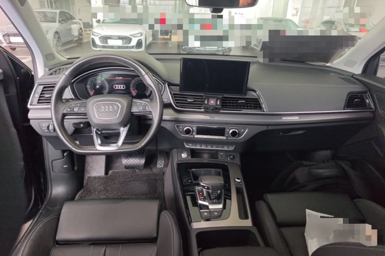 Used Audi Q5L 2022 Updated 45T Luxury Dynamic Version Center Console