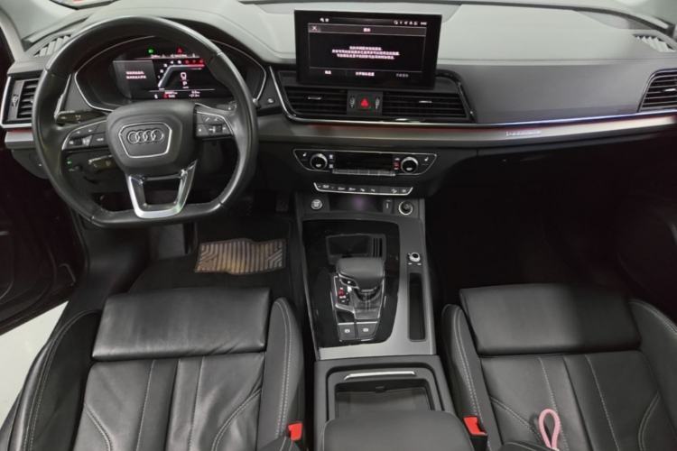 Used Audi Q5L 2022 40T Luxury Dynamic Model Center Console