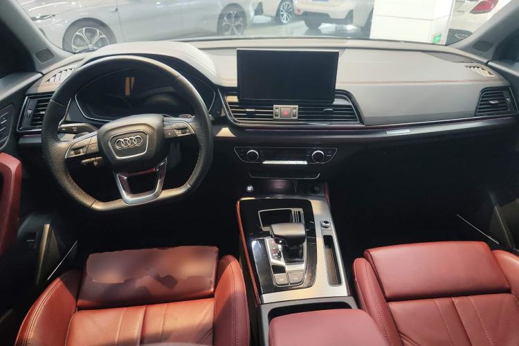 Used Audi Q5L 2022 45T Luxury Dynamic Model Center Console