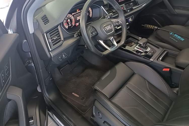 Used Audi Q5L 2022 Updated 45T Luxury Dynamic Version Driver Seat