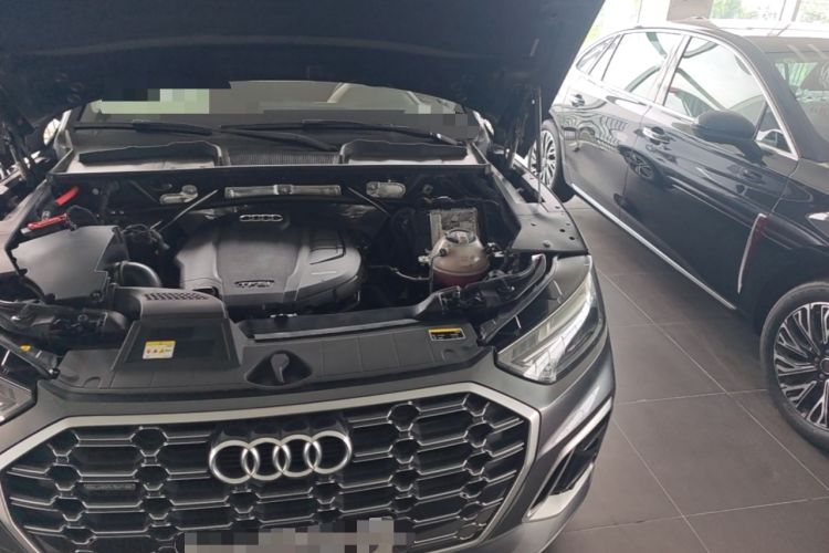 Used Audi Q5L 2022 Updated 45T Luxury Dynamic Version Engine Bay Left