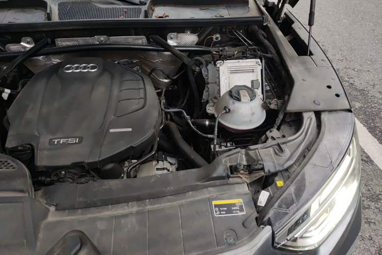 Used Audi Q5L 2022 40T Fashionable and Dynamic Model Engine Bay Left