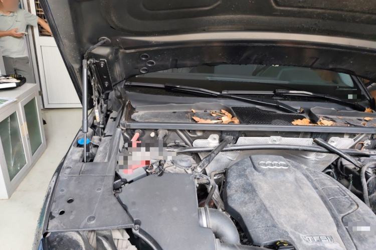 Used Audi Q5L 2022 45T Prestige Dynamic Edition Engine Bay Right