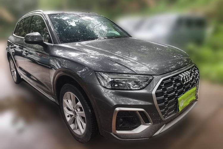 Used Audi Q5L 2022 40T Luxury Dynamic Model Front Right 45 Deg