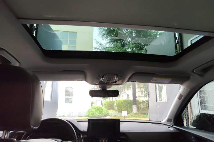 Used Audi Q5L 2022 45T Prestige Dynamic Edition Headliner