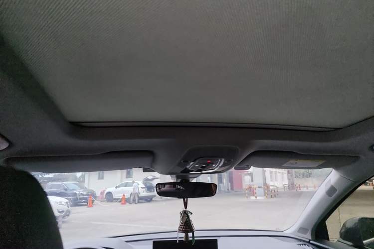 Used Audi Q5L 2022 Updated 45T Luxury Dynamic Version Headliner
