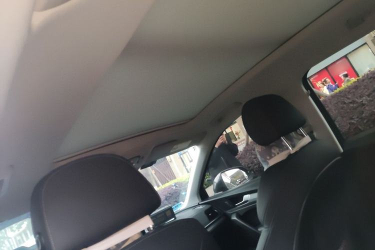 Used Audi Q5L 2022 40T Fashionable and Dynamic Model Headliner