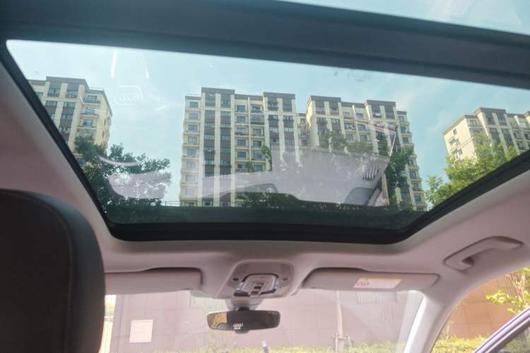 Used Audi Q5L 2022 40T Fashionable and Dynamic Model Headliner