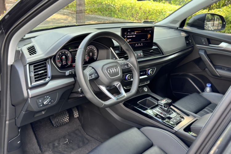 Used Audi Q5L 2022 45T Luxury Dynamic Model Interior 7