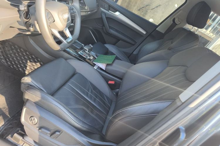 Used Audi Q5L 2022 40T Fashionable and Dynamic Model Left Front Seat