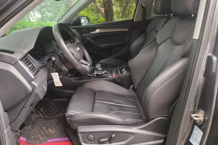 Used Audi Q5L 2022 40T Luxury Dynamic Model Left Front Seat