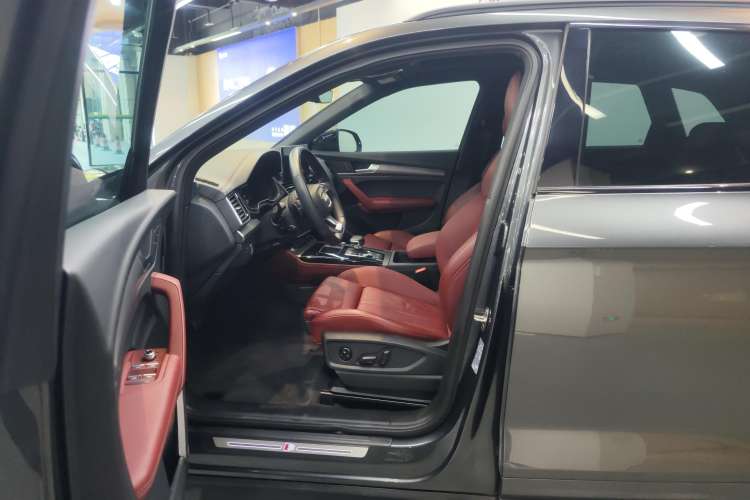 Used Audi Q5L 2022 45T Luxury Dynamic Model Left Front Seat