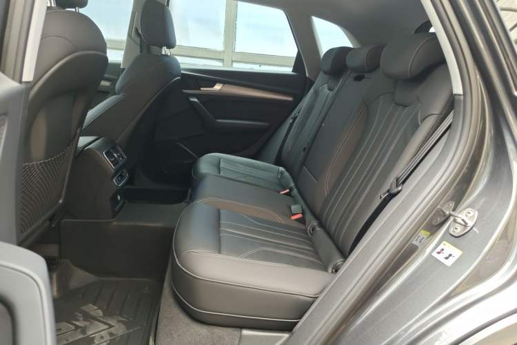 Used Audi Q5L 2022 40T Luxury Dynamic Model Left Rear Seat