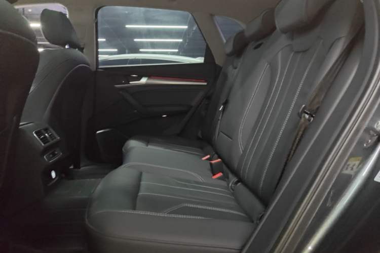 Used Audi Q5L 2022 40T Luxury Dynamic Model Left Rear Seat