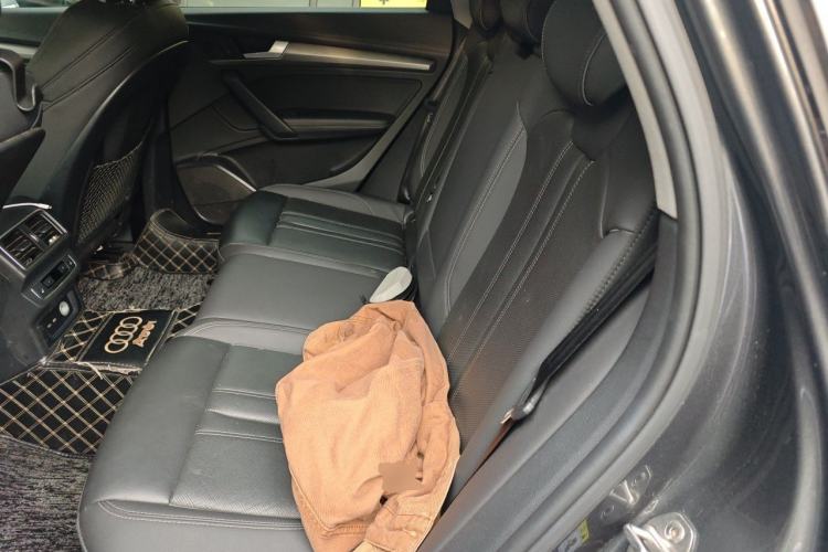 Used Audi Q5L 2022 40T Luxury Dynamic Model Left Rear Seat
