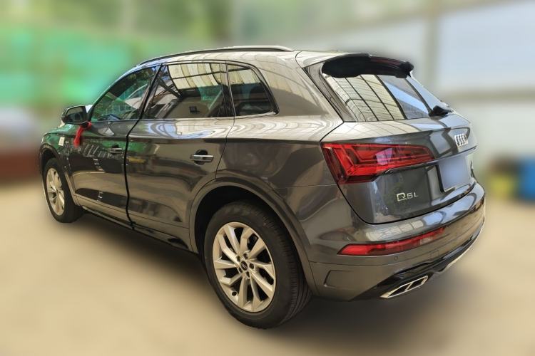 Used Audi Q5L 2022 40T Luxury Dynamic Model Rear Left 45 Deg