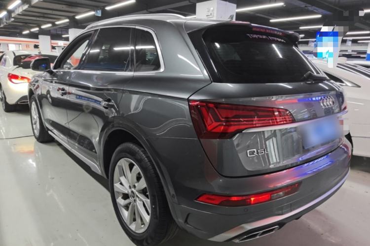Used Audi Q5L 2022 40T Luxury Dynamic Model Rear Left 45 Deg