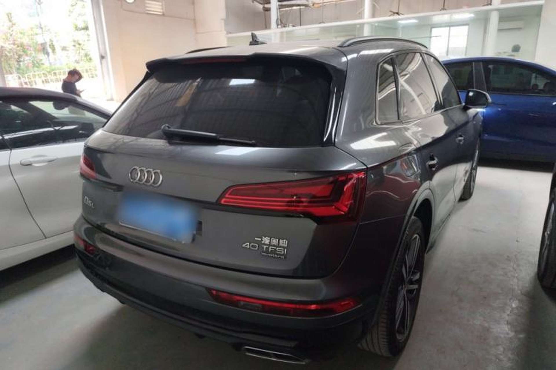Used Audi Q5L 2022 40T Luxury Dynamic Model Rear Right 45 Deg
